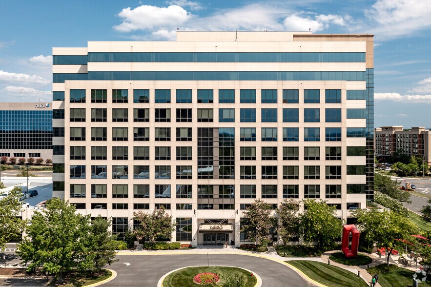 More Photos Of 2325 Dulles Corner Blvd, Herndon Office For Lease