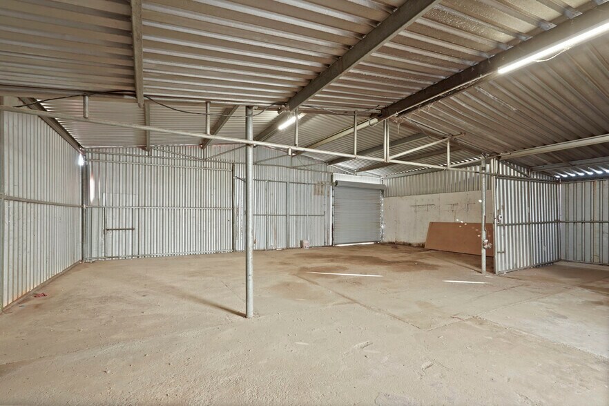 More Photos Of 10150 Mingo Rd, Galt Warehouse For Lease