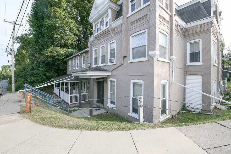 More Photos Of 2102 S Lehigh Ave, Whitehall Apartments For Sale