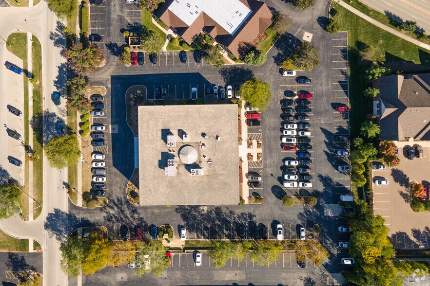 More Photos Of 9501 W 144th Pl, Orland Park Office For Lease