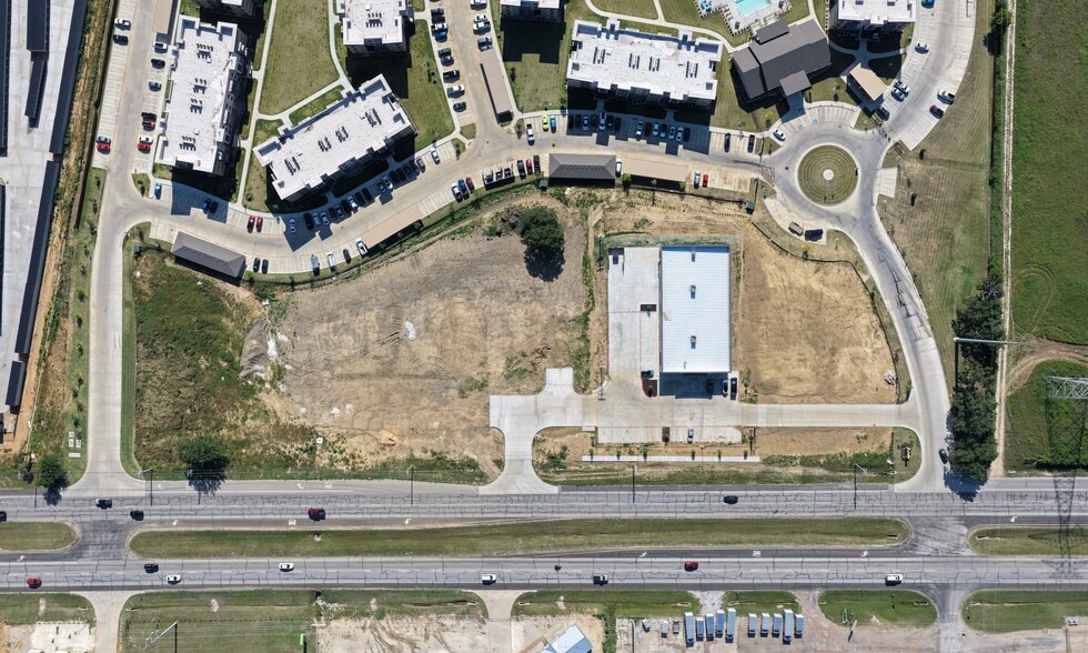 More Photos Of 4009 N Main St, Cleburne Freestanding For Lease