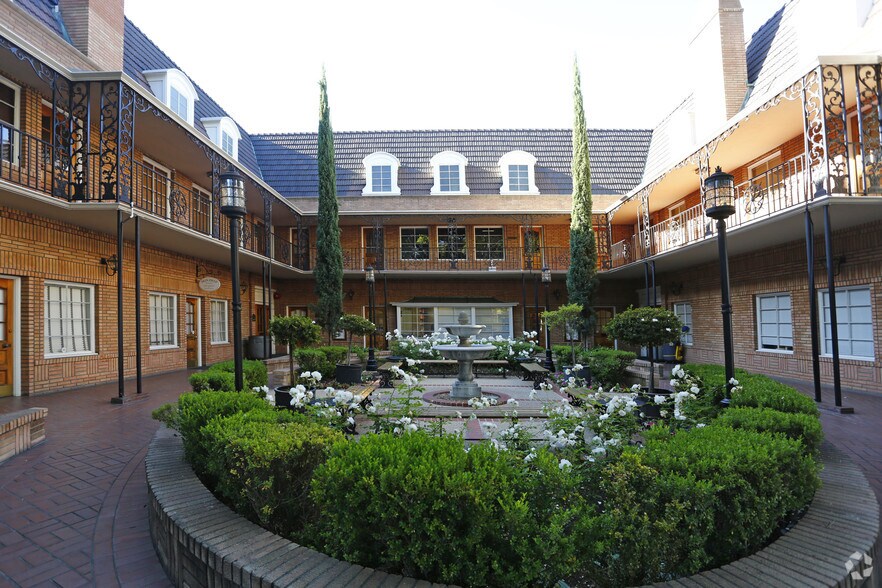 More Photos Of 960 E Green St, Pasadena Medical For Sale