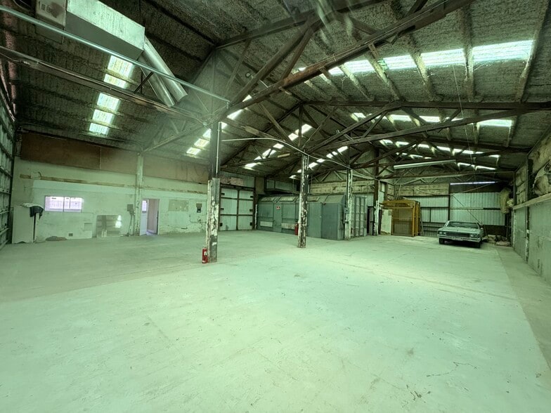 More Photos Of 3230 Moore Rd, Ceres Warehouse For Sale