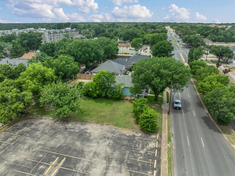 Primary Photo Of 412 W 12th St, Dallas Land For Sale