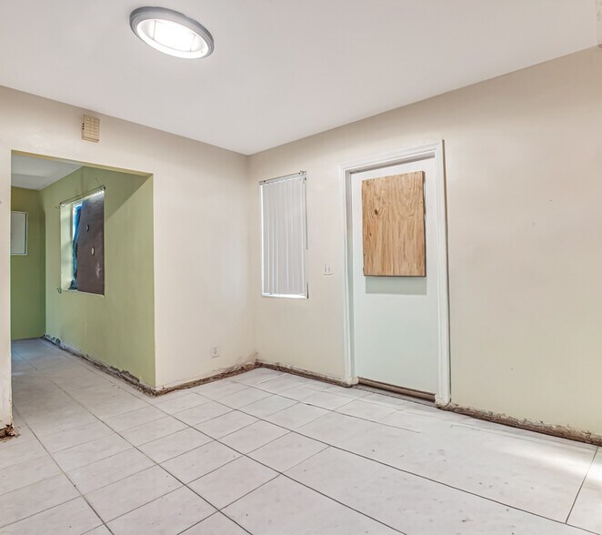 More Photos Of 3565 S Jog Rd, Greenacres Office For Sale