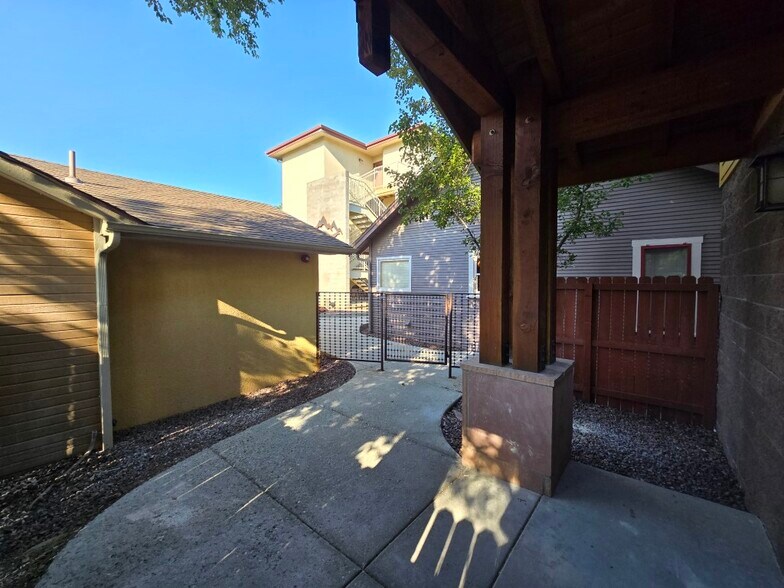 More Photos Of 819 W Gurley St, Prescott Apartments For Sale