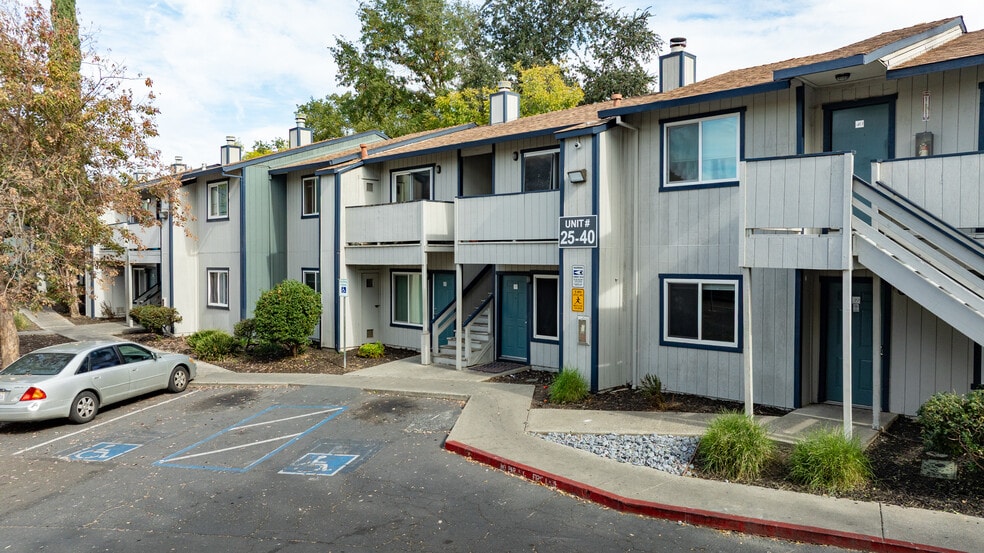 More Photos Of 2228 Edison Ave, Sacramento Apartments For Sale