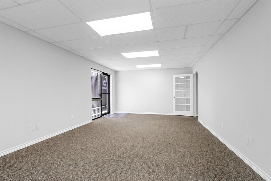 More Photos Of 3421 W Davis St, Conroe Medical For Lease