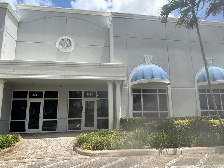 More Photos Of 3545-3589 SW 10th St, Pompano Beach Warehouse For Sale