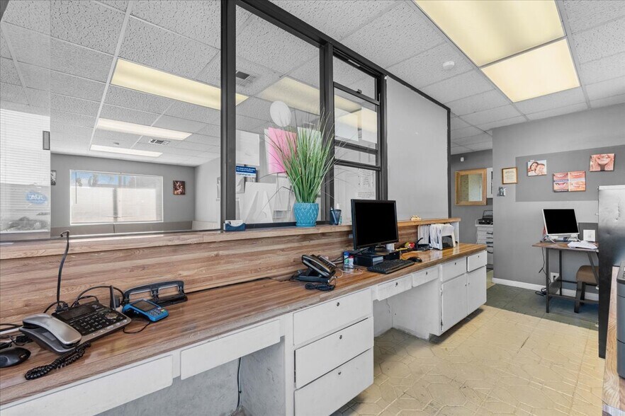 More Photos Of 1020 E Florida Ave, Hemet Freestanding For Sale