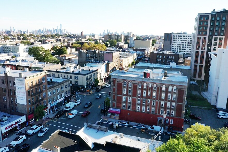 More Photos Of 5222 Bergenline Ave, West New York Storefront Retail Residential For Lease