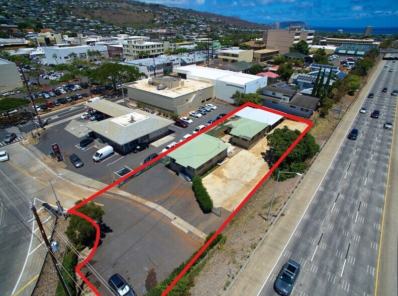 More Photos Of 1039 11th Ave, Honolulu General Retail For Sale