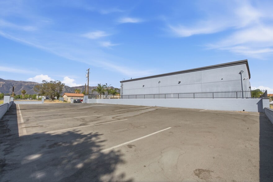 More Photos Of 31502 Riverside Dr, Lake Elsinore Restaurant For Sale