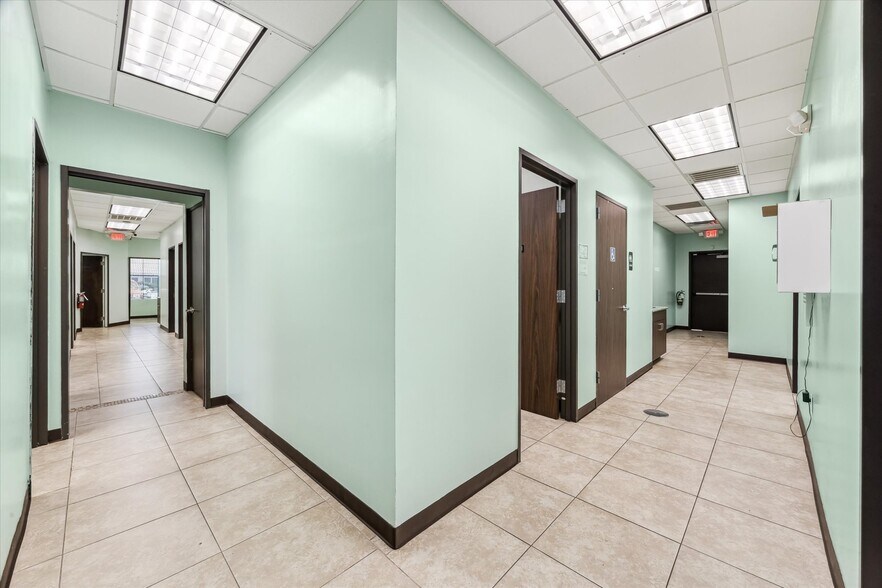More Photos Of 360 E Medical Center Blvd, Webster Medical For Sale