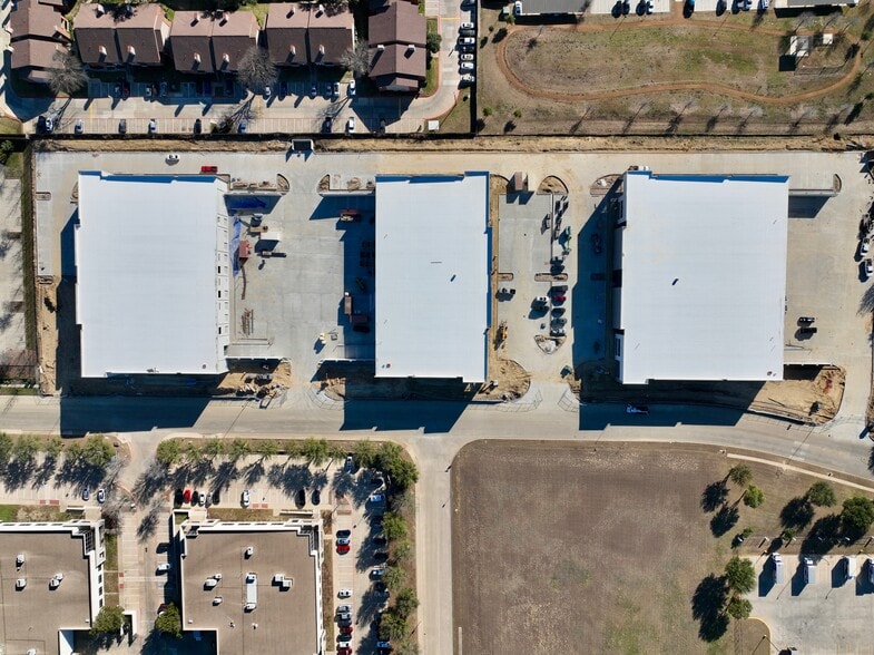 More Photos Of 200 Stephens St, Arlington Warehouse For Sale