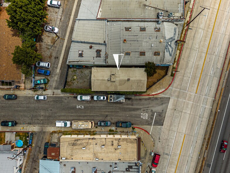 More Photos Of 4901 Telegraph Rd, East Los Angeles Flex For Sale