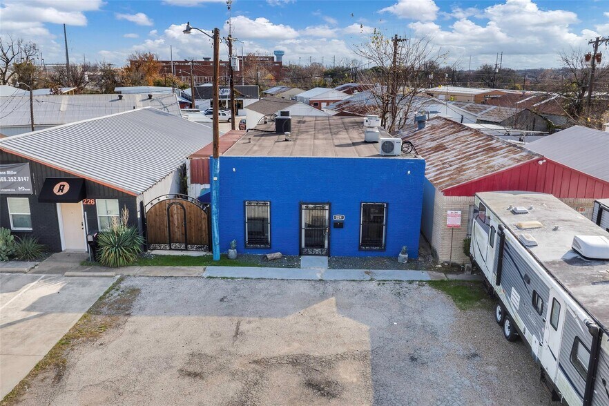 Primary Photo Of 224 Garvon St, Garland Warehouse For Sale