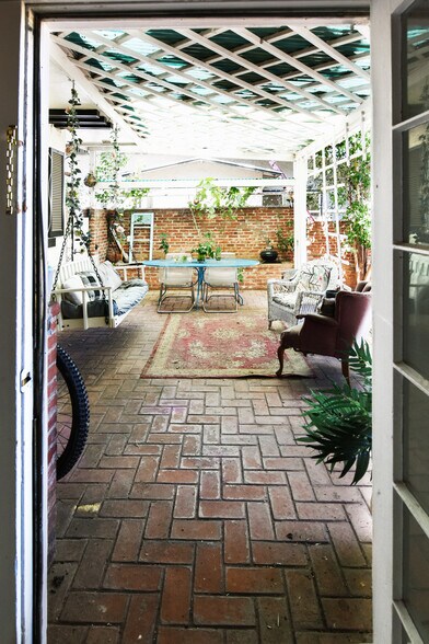 More Photos Of 200 E Vista St, Bisbee Movie Radio TVStudio For Sale