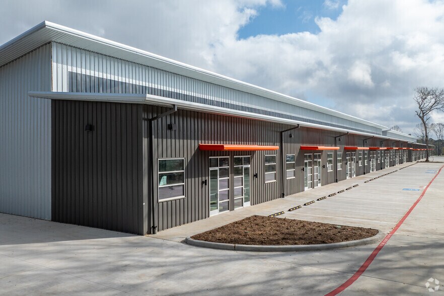 More Photos Of 3501 Pollok Dr, Conroe Warehouse For Lease