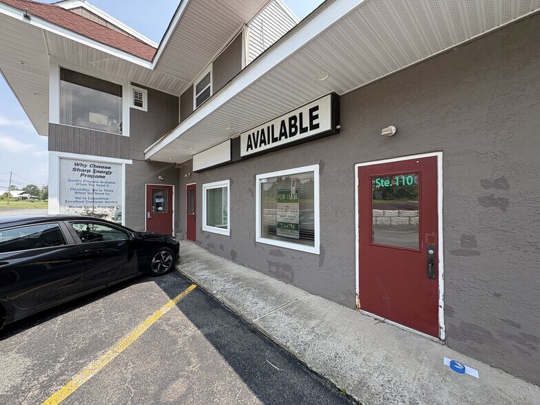 More Photos Of 906 Route 940, Pocono Lake Storefront Retail Office For Lease