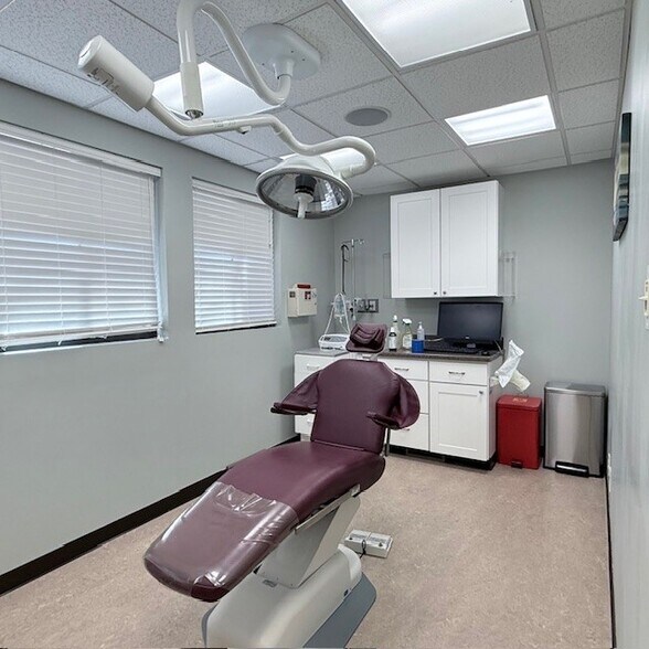 More Photos Of 2202 N Berkshire Rd, Charlottesville Medical For Sale