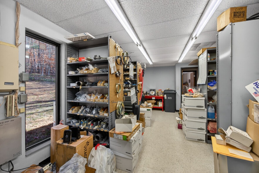 More Photos Of 6193 US Highway 220, Madison Flex For Sale