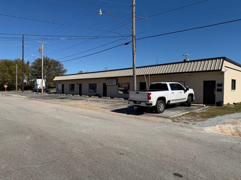 Primary Photo Of 212 1st Ave SW, Decatur Storefront For Sale