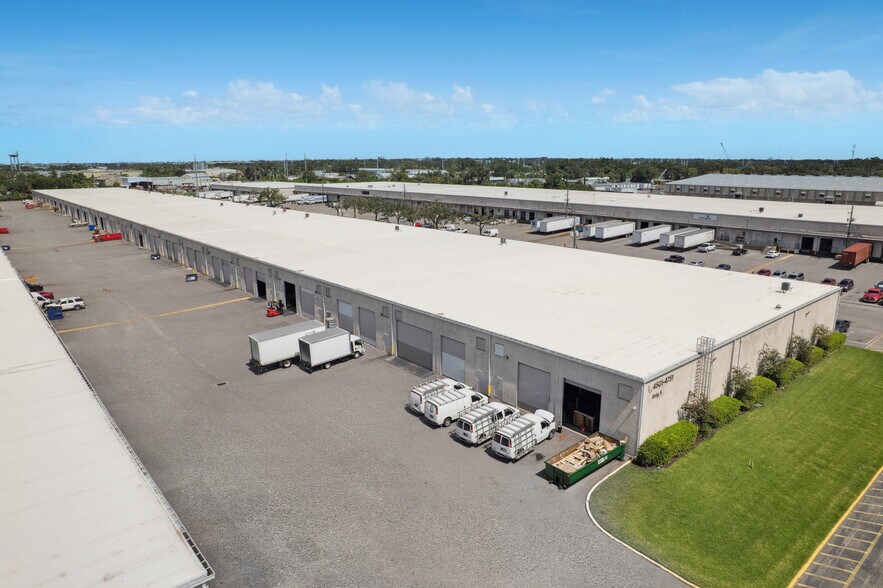 More Photos Of 4502-4740 Transport Dr, Tampa Unknown For Lease