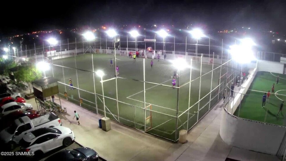 More Photos Of 990 Quesenberry St, Las Cruces Sports And Entertainment For Lease