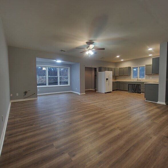 More Photos Of 3582-3586 NY-32, Saugerties Apartments For Sale