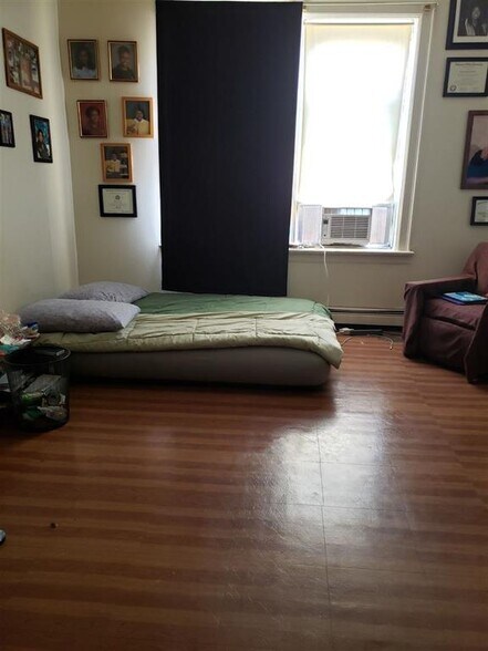 More Photos Of 337 MARTIN LUTHER KING JR Dr, Jersey City Storefront For Sale