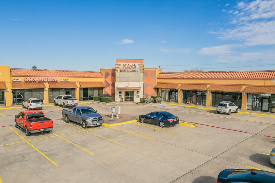 More Photos Of 5110 Paige Rd, The Colony Unknown For Lease