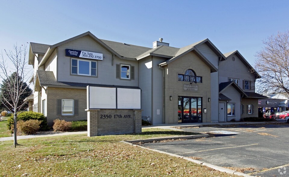 More Photos Of 1751 Hover St, Longmont Unknown For Lease