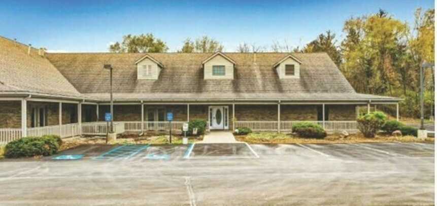 More Photos Of 14621 Amstutz Rd, Leo Daycare Center For Lease