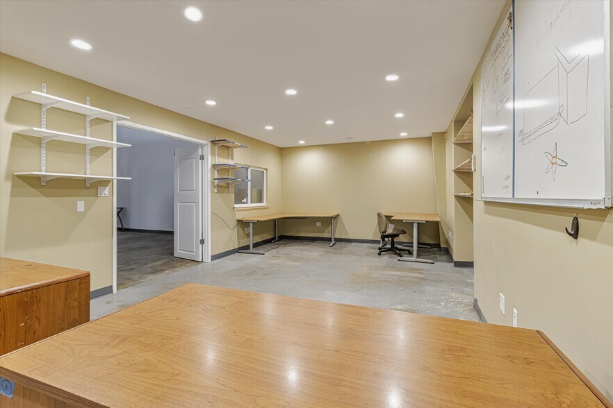 More Photos Of 1356 S 50th St, Richmond Warehouse For Sale