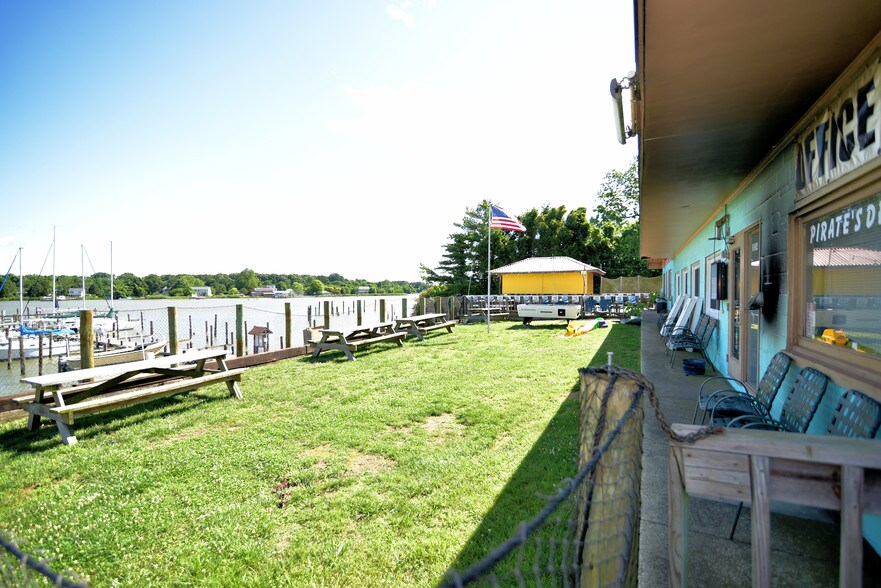 More Photos Of 12364 Neale Sound Dr, Cobb Island Marina For Sale