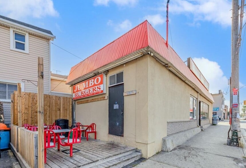 More Photos Of 685 Runnymede Rd, Toronto Fast Food For Sale