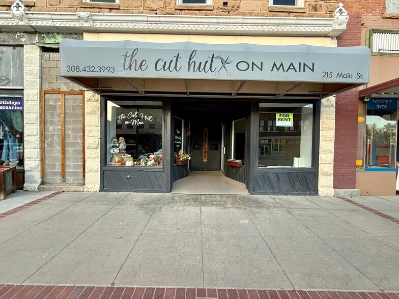 More Photos Of 219 Main St, Chadron Storefront For Sale