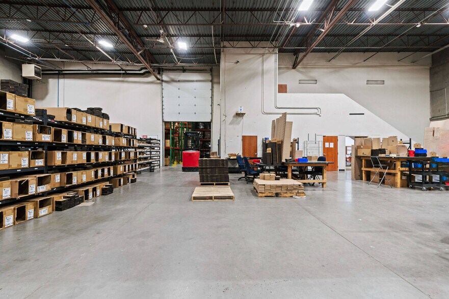 More Photos Of 824 N 1430 W, Orem Manufacturing For Lease