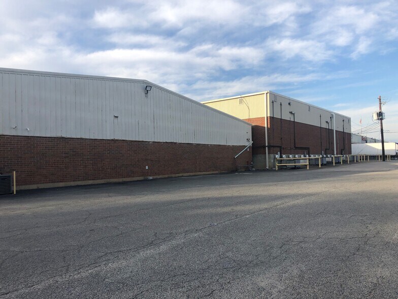 More Photos Of 7595 Industrial Hwy, Macon-Bibb Refrigeration Cold Storage For Lease