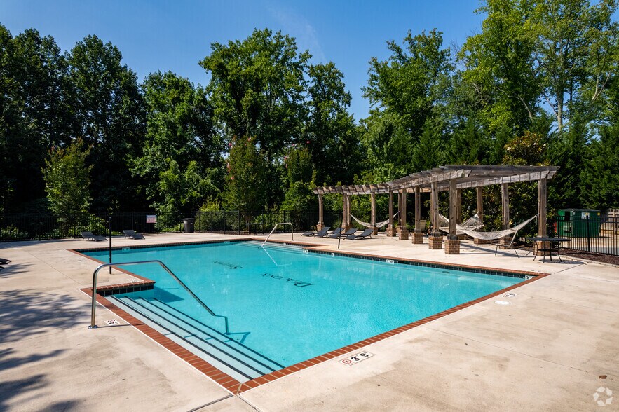 More Photos Of 1831 Quantum Ln, Winston-Salem Apartments For Sale