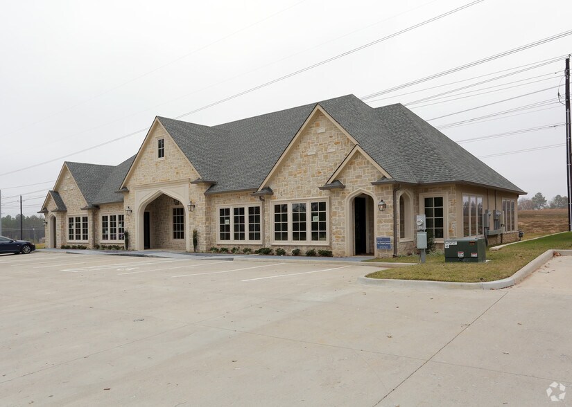 Primary Photo Of 6115 New Copeland Rd, Tyler Medical For Sale