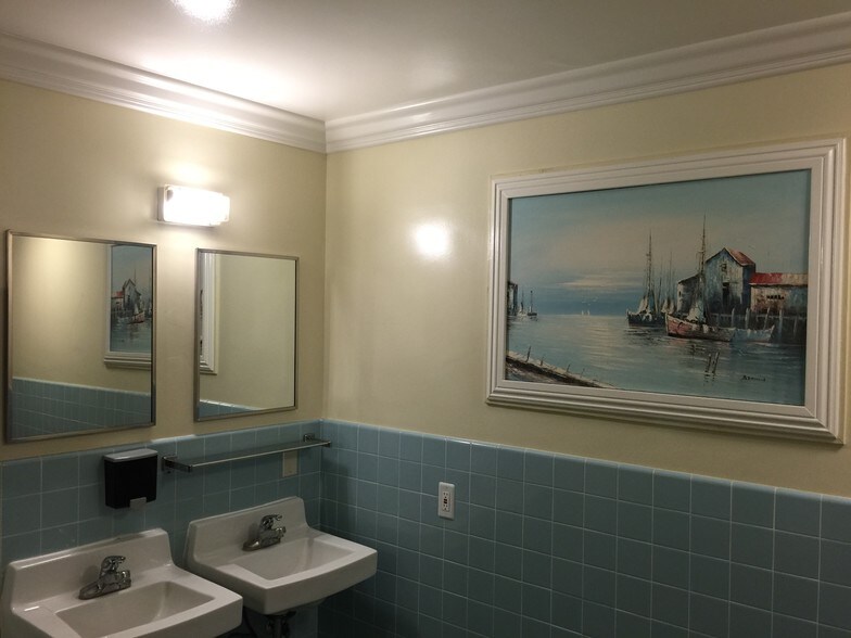 More Photos Of 5241 E 2nd St, Long Beach Medical For Lease