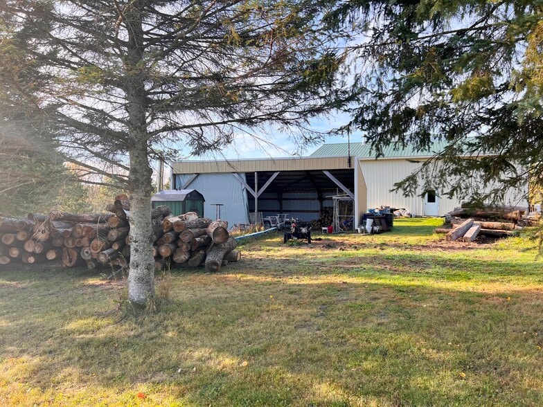 More Photos Of 7300 MN-6, Remer Auto Repair For Sale