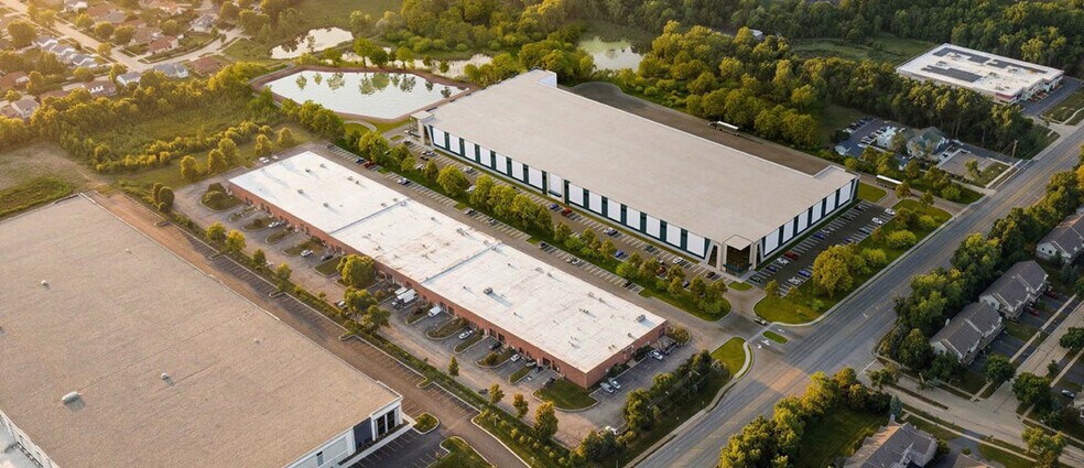 More Photos Of 8000 S Lemont Rd, Woodridge Warehouse For Sale