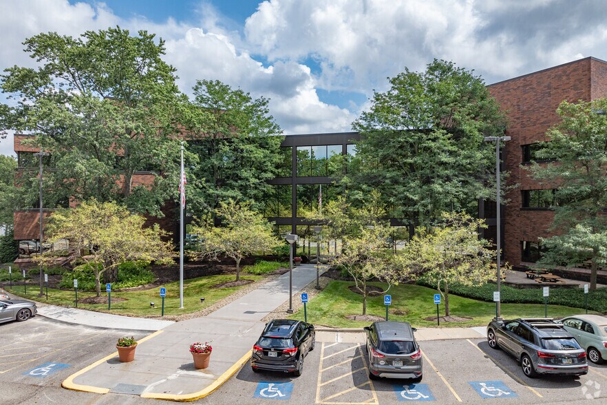 Primary Photo Of 6000 Parkland Blvd, Mayfield Heights Office For Sale