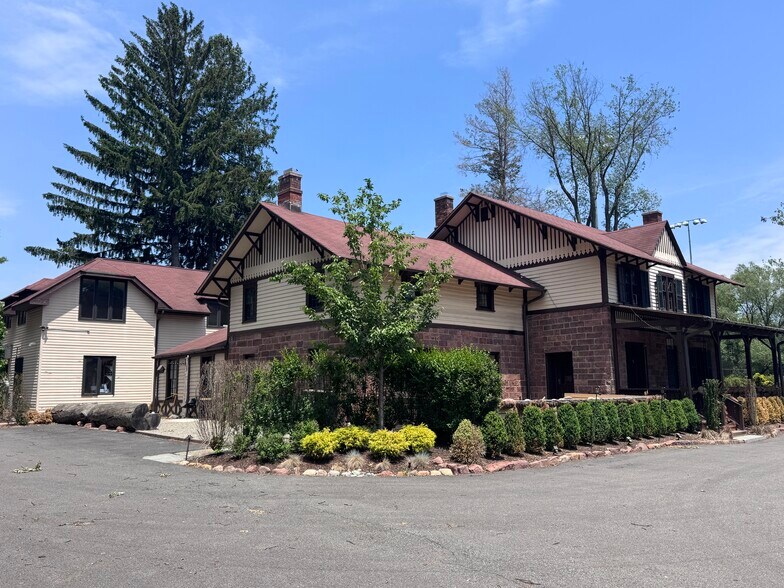 More Photos Of 91 W Clinton Ave, Tenafly General Retail For Sale