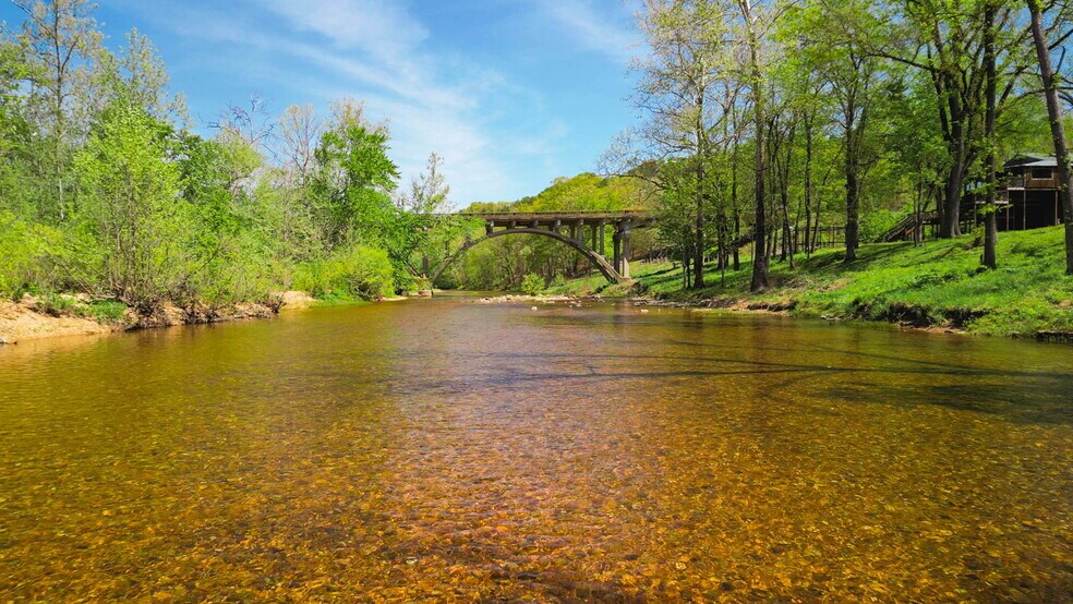 More Photos Of 49912 MO-14, Dora Trailer Camper Park For Sale