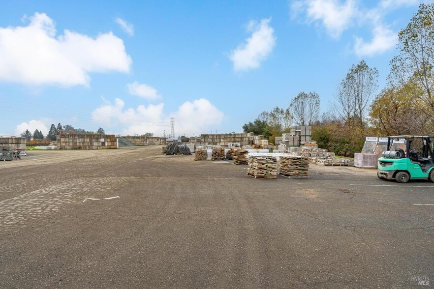 More Photos Of 800 Crane Ave, Saint Helena Land For Sale