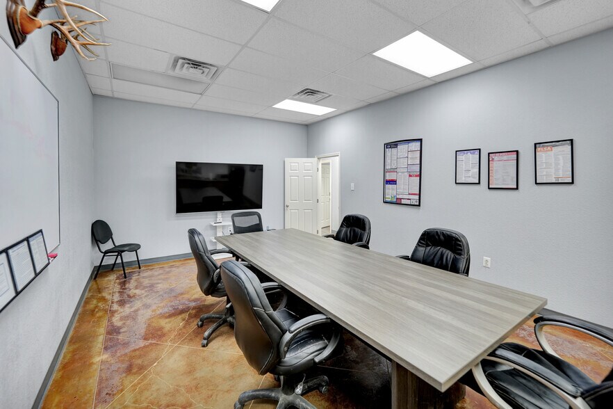 More Photos Of 8501 N FM 1788, Midland Warehouse For Sale